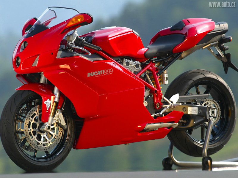 4Ducati999_02_415029306d6ab.jpg